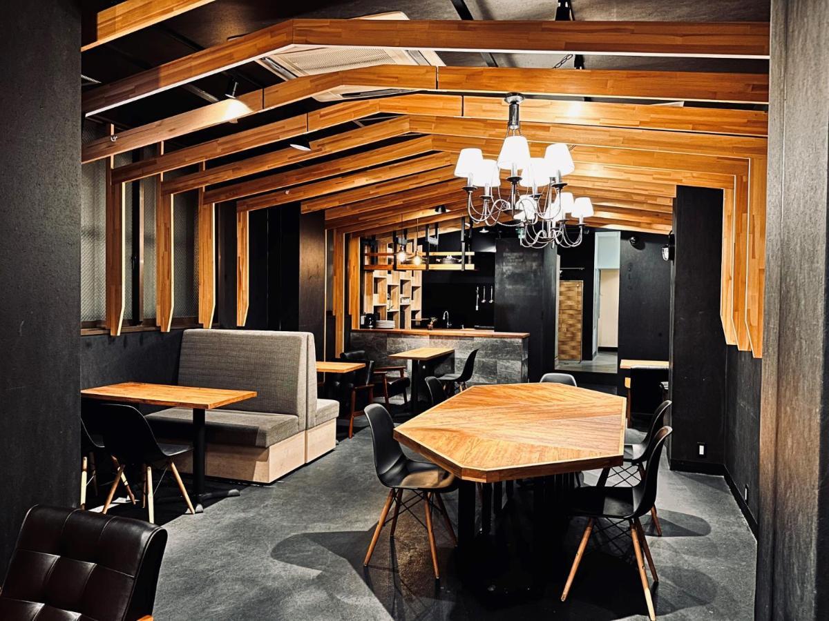 Namba Guesthouse Hive Osaka Exterior photo