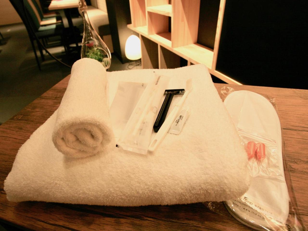 Namba Guesthouse Hive Osaka Exterior photo